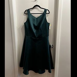 Emerald Green Alfred Sung Hi-Low Cocktail Dress